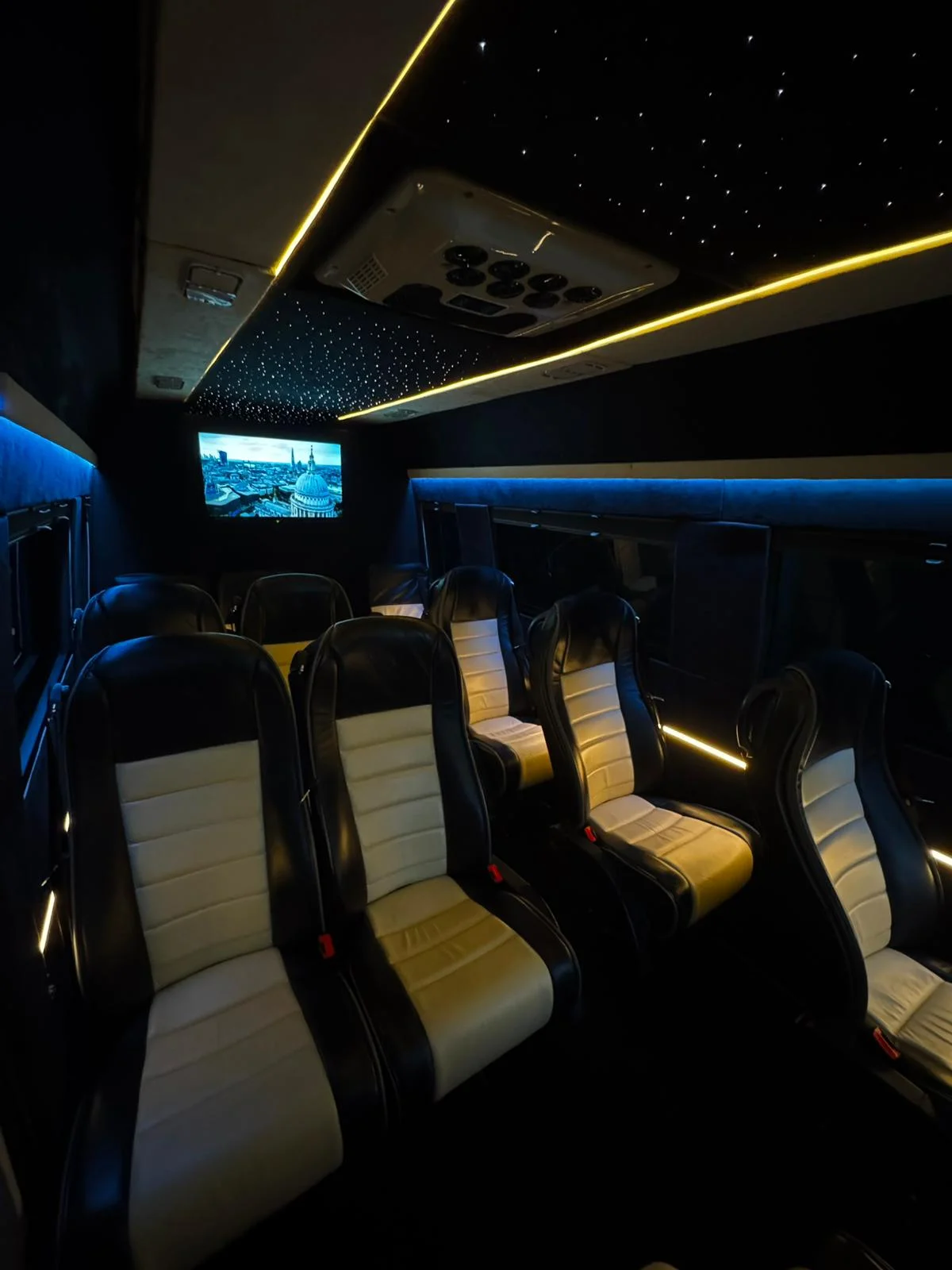 Mercedes Sprinter Side View